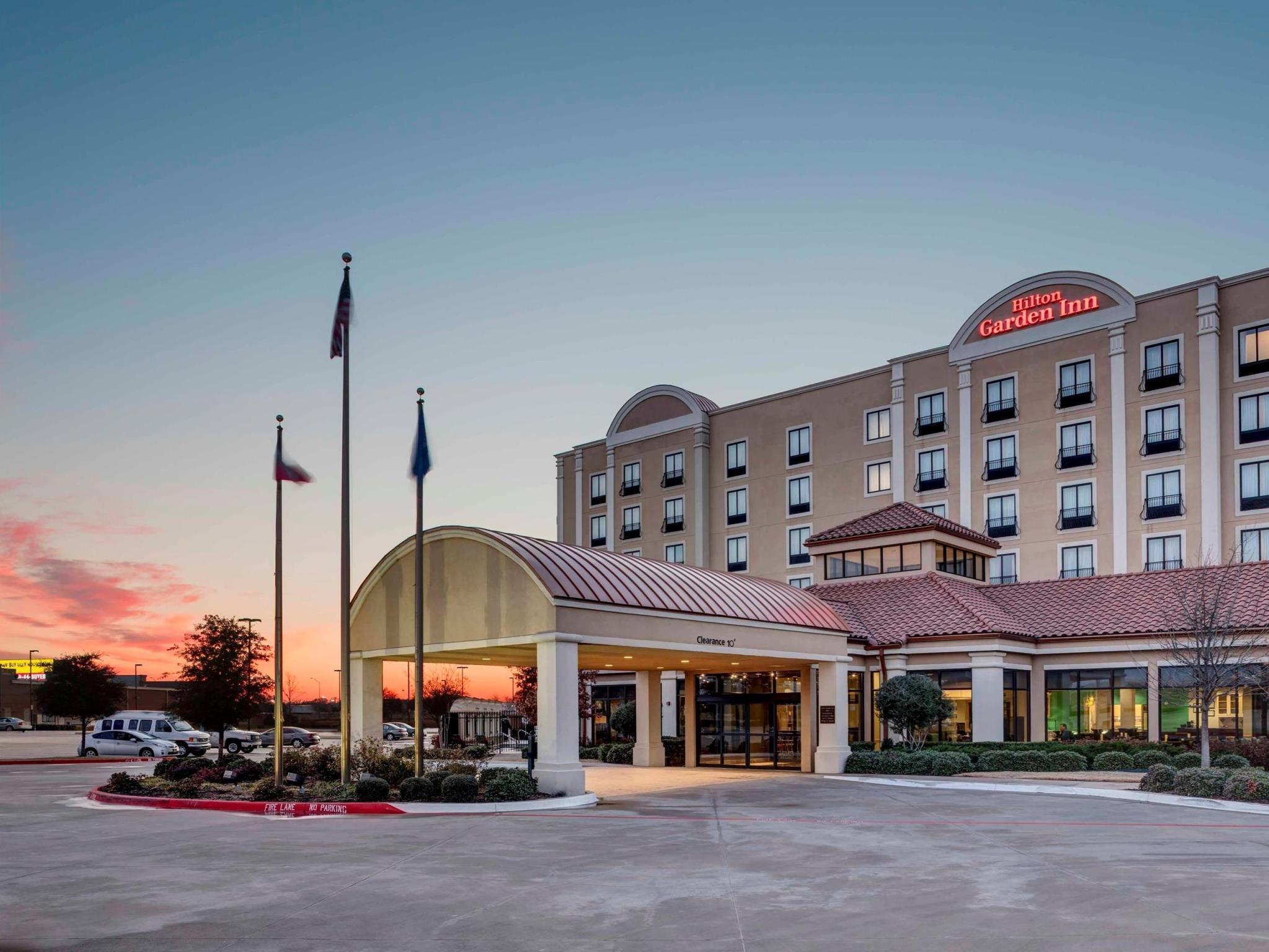 Hilton Garden Inn Dallas Lewisville Exterior foto